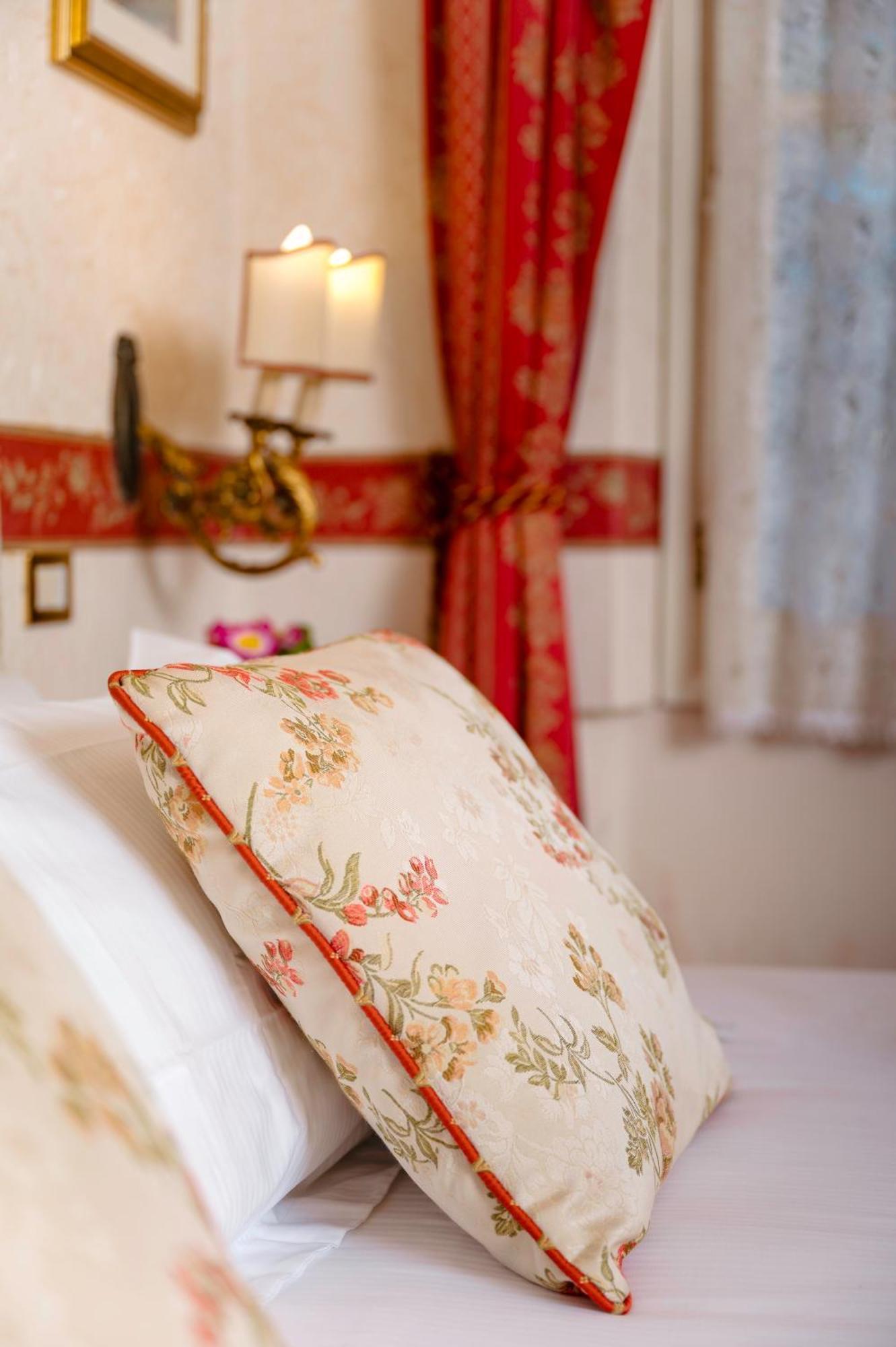 Castello Di Spessa - Residenze D'Epoca Otel Capriva del Friuli Dış mekan fotoğraf